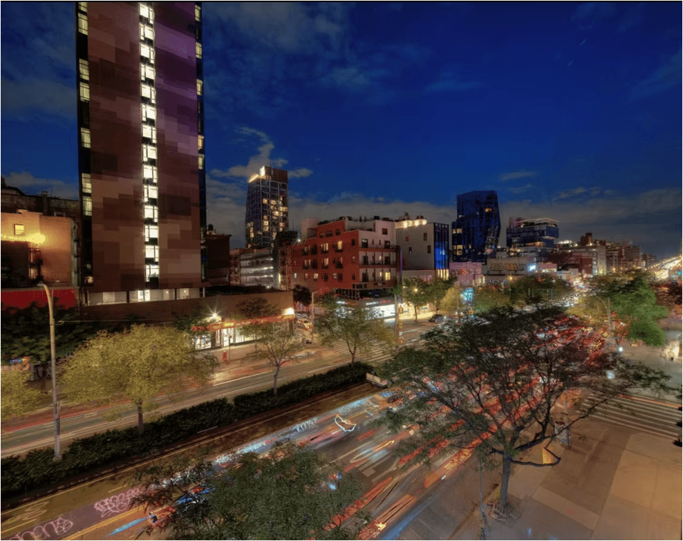 The DL Lounge & Rooftop